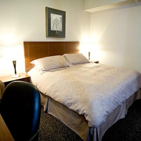 Heritage Inn & Suites - Brooks