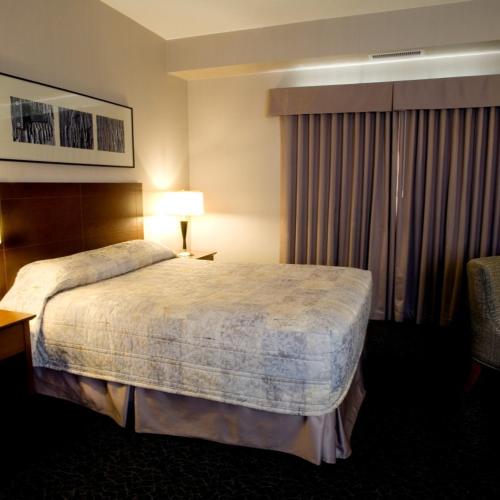 Heritage Inn & Suites - Brooks