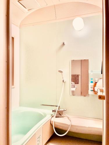 バス停"平城札所前"徒歩0分 四国愛媛の宿 "40番たっきゅうミニホテル" "No40 Takkyu mini hotel"