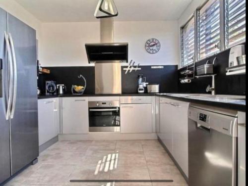 Eden Sea Villa in Pointe-Noire