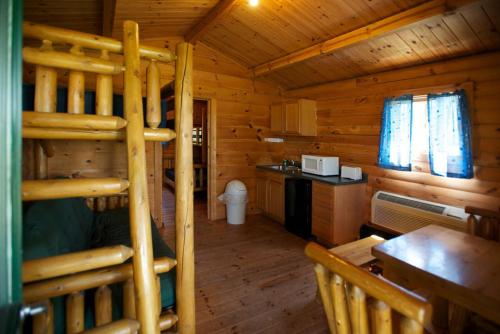 Fremont RV Campground Cottage 28