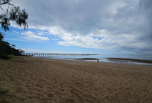 Spacious - Sunrise over the sea, Urangan (fotografie 6)