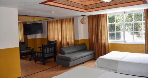 room detail thumbnail 1