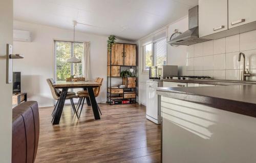 Konyha, Beautiful Home In Erm With Wifi in Erm