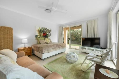 Byron Beauty - 33 Cowper Street - image 4
