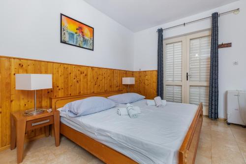 Family-friendly apartments with swimming pool Brela Makarska - 22910 - image 5