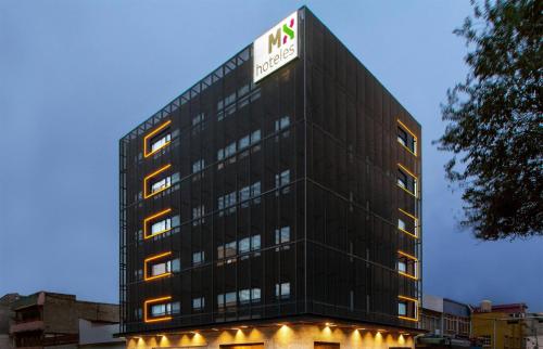 Exterior view, Hotel MX aeropuerto CDMX Trademark Collection by Wyndham in Mexico City