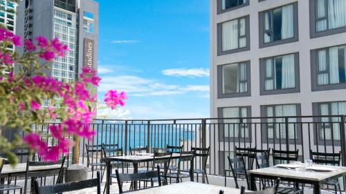 Prague Nha Trang Hotel