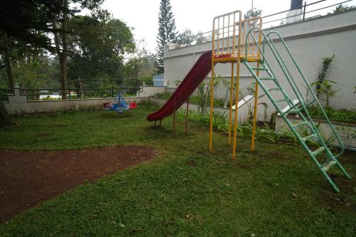 loc de joacă, WOW Naturefull Resorts in Yercaud