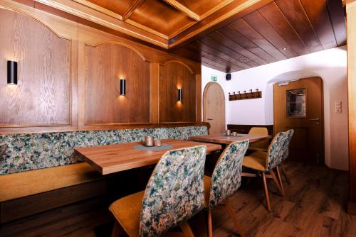 餐廳, Gasthof Aigner *** in 福根