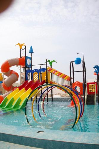 Lina Dreamland Resort in Barka