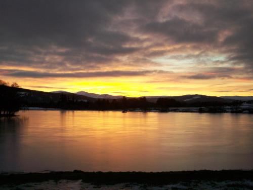 The Lodge on the Loch