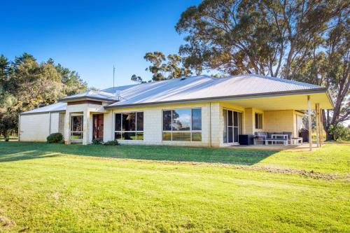 Chapman Hill Estate