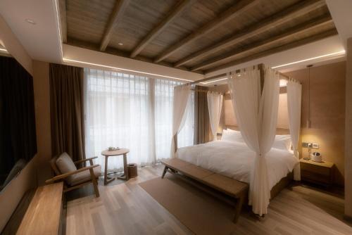 Shishe Spring Designer Homestay - Chengdu