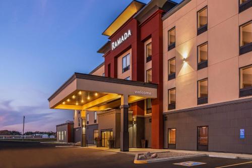Ramada by Wyndham St Paul AB