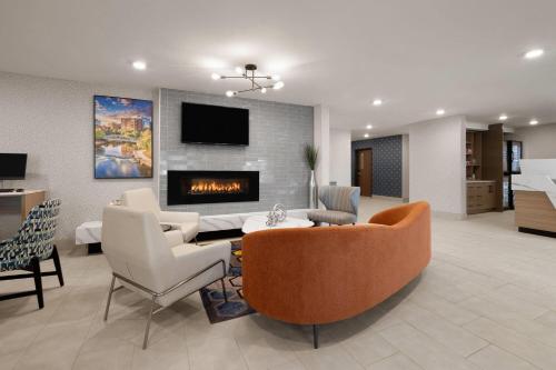 Midtown Suites - Greenville in Greenville, USA