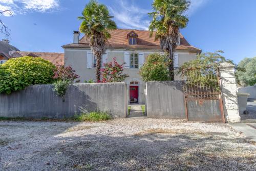 La Bastide - 8 personnes - Maison avec jardin - Location, gîte - Lescar