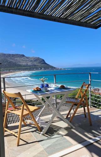 Blue Waves, Fish Hoek (foto 2)