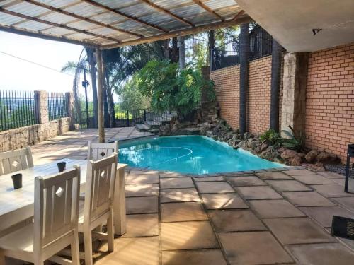 Sunset Cottage - Own Water - Own Electricity, Pretoria
