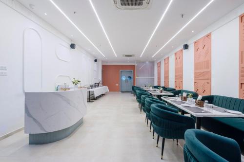 餐廳, Treebo Premium Aasma Courtyard in 帕拉得普