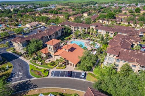 Beautiful Bella Piazza Condo - image 14