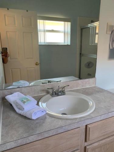 Esprit Oasis - Three Bedroom Home - image 10