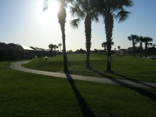 Esprit Oasis - Three Bedroom Home - image 9