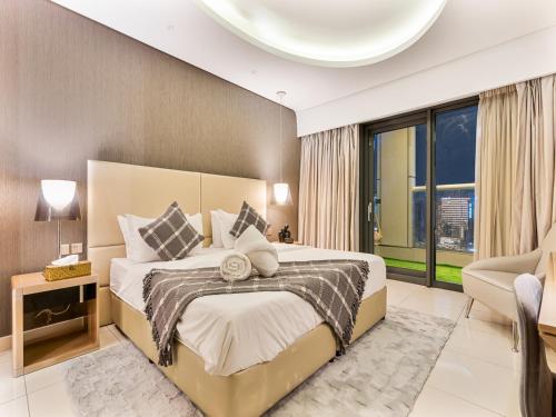 Luxury 1BR with Burj Khalifa View 5-Star Amenities & Valet Parking, Dubái (foto 3)
