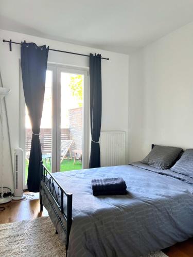 Spacious Family Apartment for 9 near Brussels Midi Station, Brussels (photo 6)