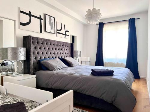 Spacious Family Apartment for 9 near Brussels Midi Station, Brussels (photo 4)