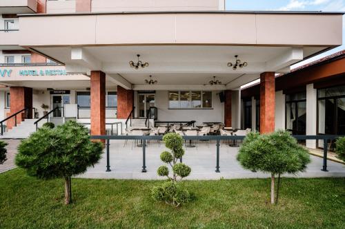 Balkons/terase, Hotel YVY in Lancrăm