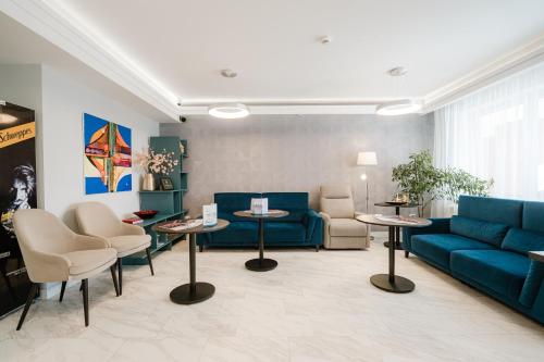 Vestabils, Hotel YVY in Lancrăm