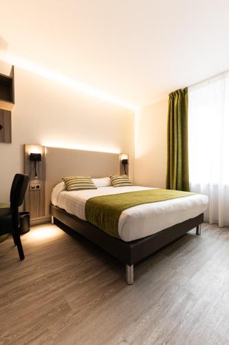 1 queen bed