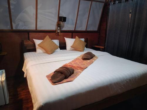 Eden Lanta Bungalow