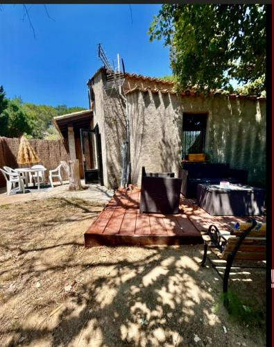 Gite Casot Merveille gîte à louer Montesquiu d'Albera