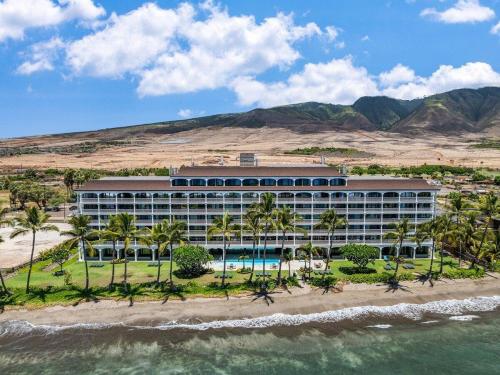 Lahaina Shores 306 · LS 306 Dream Maui Studio by the Beach Pool in 拉海納