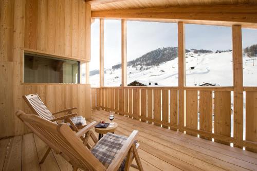 Luxury Suite with Sauna