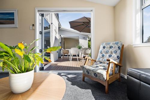 ระเบียง/ชานเรือน, Beautiful Large Central Napier Home in มาเรวา