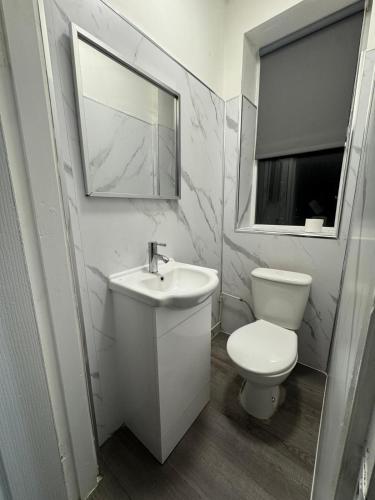 Weaste Hotel - image 11