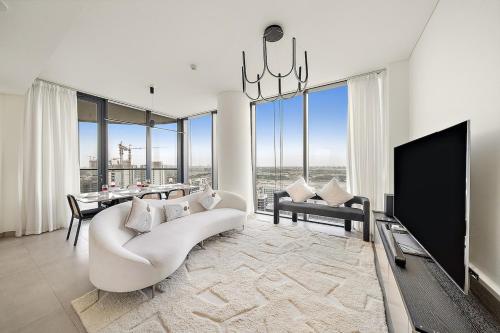 FIRST CLASS 2BR Luxury Living at Waves Grande, Dubai