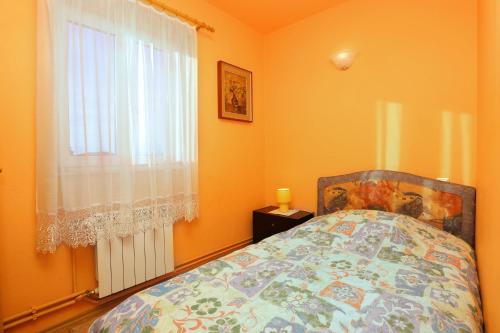 Apartments by the sea Supetar Brac - 7549 - image 2