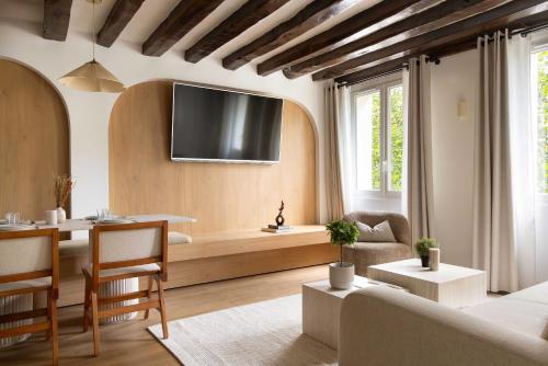 Refurbished Apartment - 2BR 6P - Chatelet - image 4