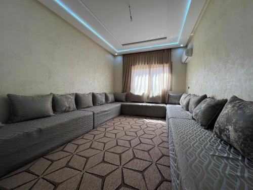 Modern and quiet apartment in เบนิเมลลาล