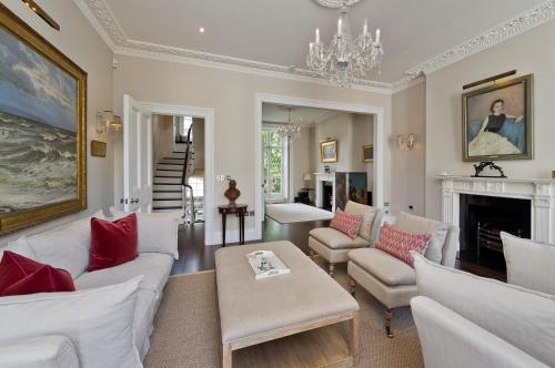 Veeve - Classical Living in Knightsbridge - image 5