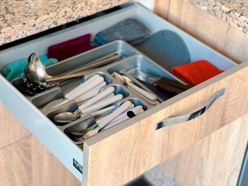 Modern and quiet apartment in เบนิเมลลาล