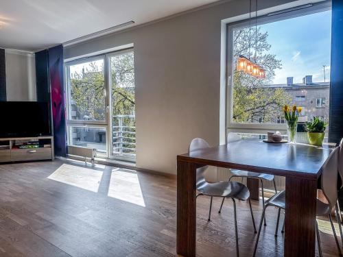 Spacious 1-BR, central, fully equipped, Smart TV, Tallinn (photo 3)