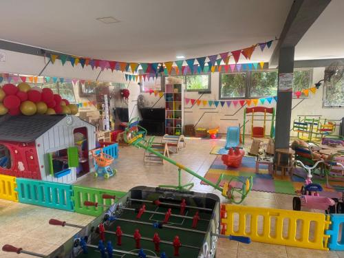 Divertimento e svago, Austral Hotel in Dos de Mayo