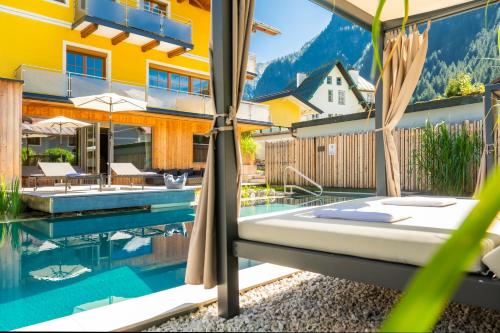 Úszómedence, AlpinSpa zur Post - Bergbahn im Sommer 2025 inklusive in Bockstein