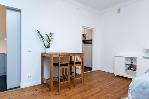 Design studio, all inclusive, 10 min to old town in Kitsekula