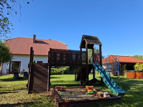Borowy Zakątek (Borowy Zakatek) in Stara Kiszewa